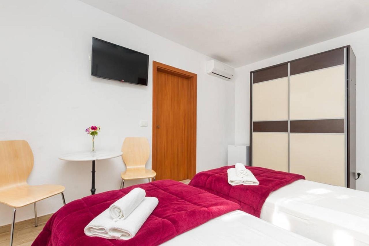 Peruzovic Rooms 2 Split Exterior photo